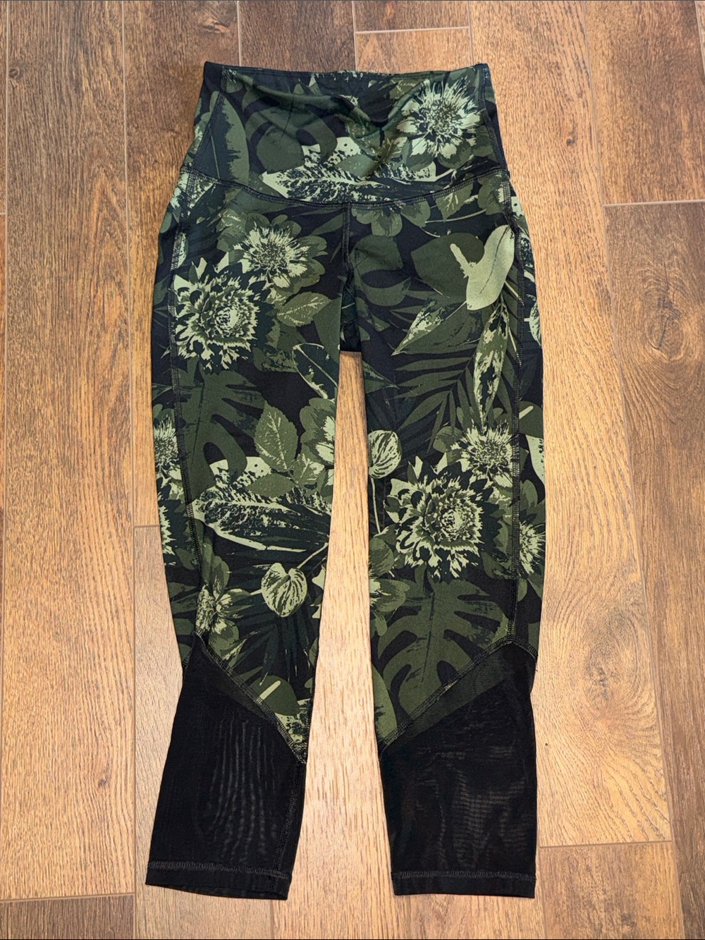 Old Navy Active Olive Green and Black Floral Leggings